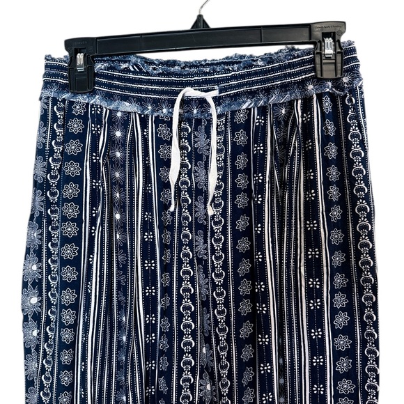 Intimately Free People Navy Boho Bandana Style Print Wide Leg Pants sz - Picture 2 of 11